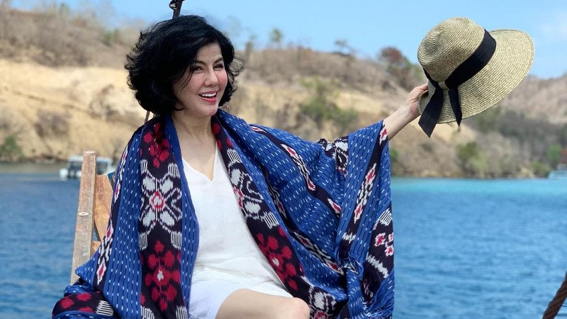 Desiree Tarigan, Ibu Bams eks Samson yang Sukses Kembangkan Bisnis Fesyen Vintage hingga Kue Premium