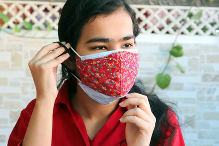 Penumpang Tak Pakai Masker Ganda Tidak Boleh Naik KRL