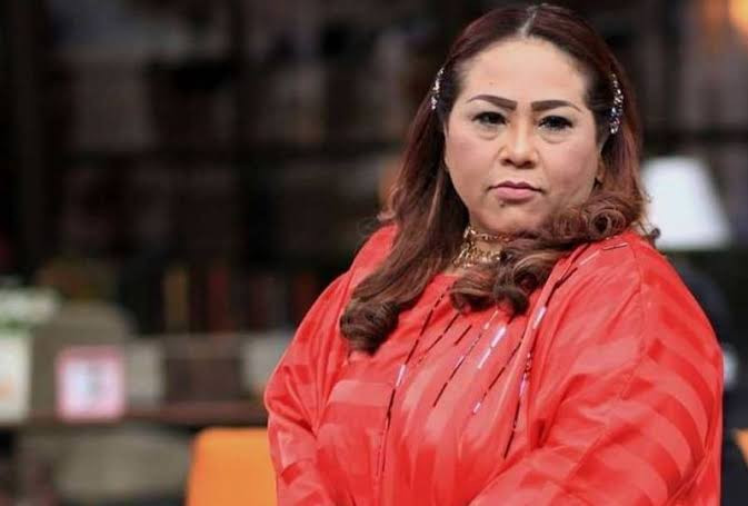 Kisah Nunung Srimulat, Sebelum Sukses Ternyata Pernah Jadi Penjaga Makam