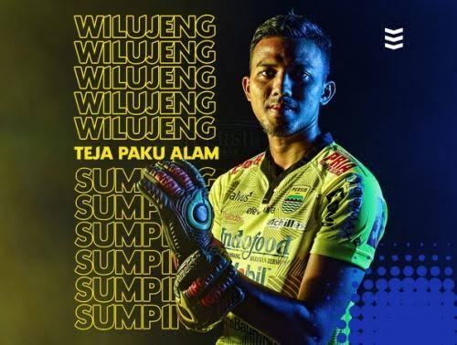Jersey Kiper Persib Teja Paku Alam Dilelang hingga Rp10 Juta