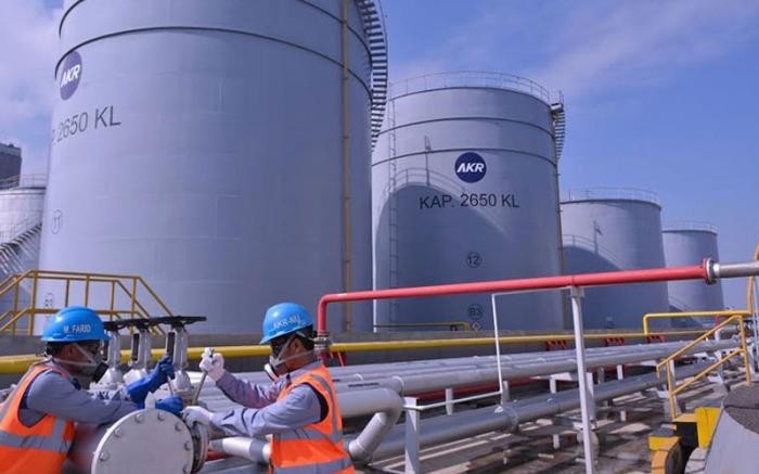 AKR Corporindo (AKRA) Realisasikan Belanja Rp200 Miliar Tambah Kapal Tanker 