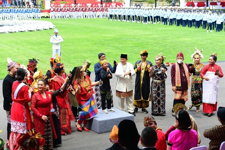 Prabowo Joget Bersama Penyanyi Farel Prayoga, Addie MS: Ini Upacara Terseru