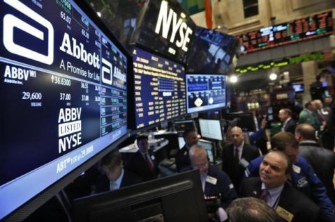Wall Street Berakhir Lebih Tinggi Seiring Lonjakan Saham Microsoft dkk