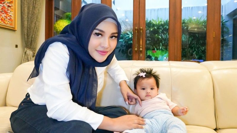 7 Bayi Artis yang Punya Banyak Fans, Sultan dari Lahir?