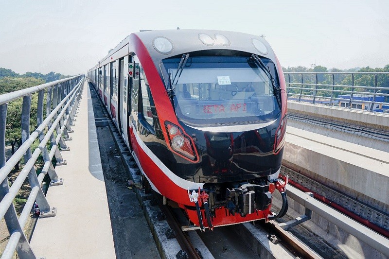 Cek Perbandingan Tarif LRT Jabodetabek dengan MRT, KRL, Busway, Murah Mana?