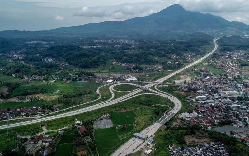 Daftar Lengkap Tarif Tol Cisumdawu, Cileunyi-Dawuan Rp78.500 untuk Golongan I