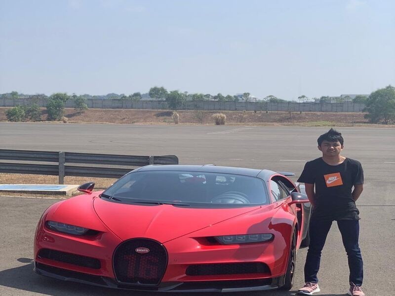 Deretan Koleksi Mobil Mewah Anak Haji Isam, Harganya Selangit