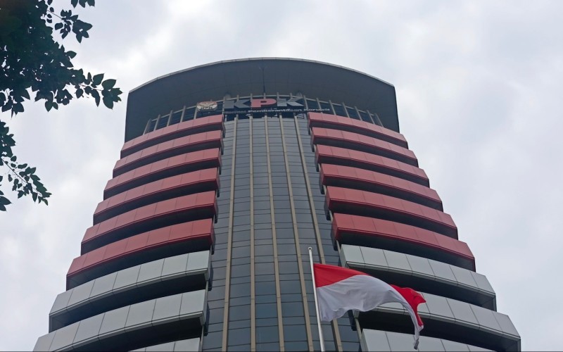 Usut Kasus LNG, KPK Panggil Dua Mantan Petinggi Pertamina 