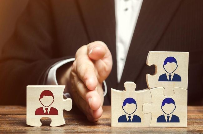 Apa Itu Mutasi Kerja dan Alasan di Baliknya?