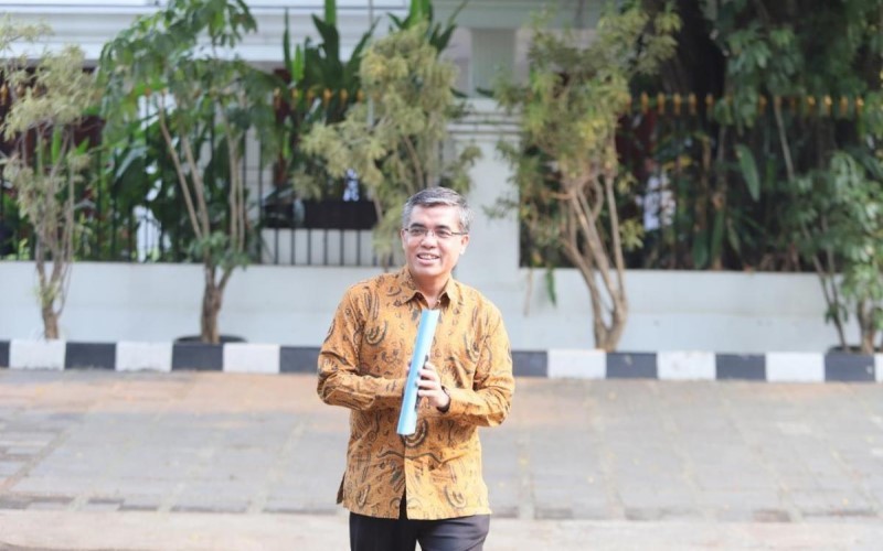 Jejak Karier Yassierli, Guru Besar ITB yang Jadi Menaker
