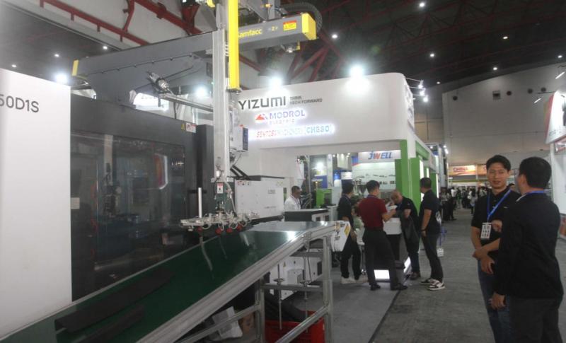 Saingi Produk Impor, Industri Plastik dan Karet Fokus Pada Inovasi dan Keberlanjutan