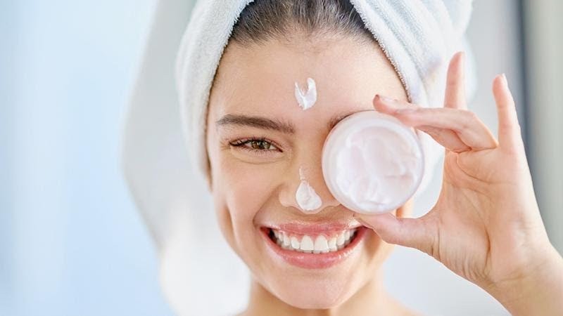 6 Tips Mengatur Pengeluaran Skincare agar Kantong Tidak Kering   