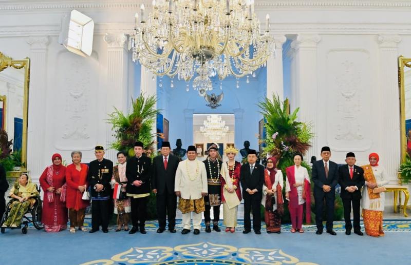 Prabowo Terima Presiden-Wapres Terdahulu di Istana usai Upacara