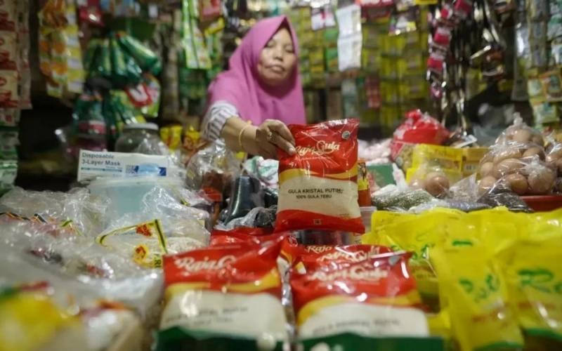 Selamatkan Stok Petani, ID Food Serap Gula yang Menumpuk di Gudang