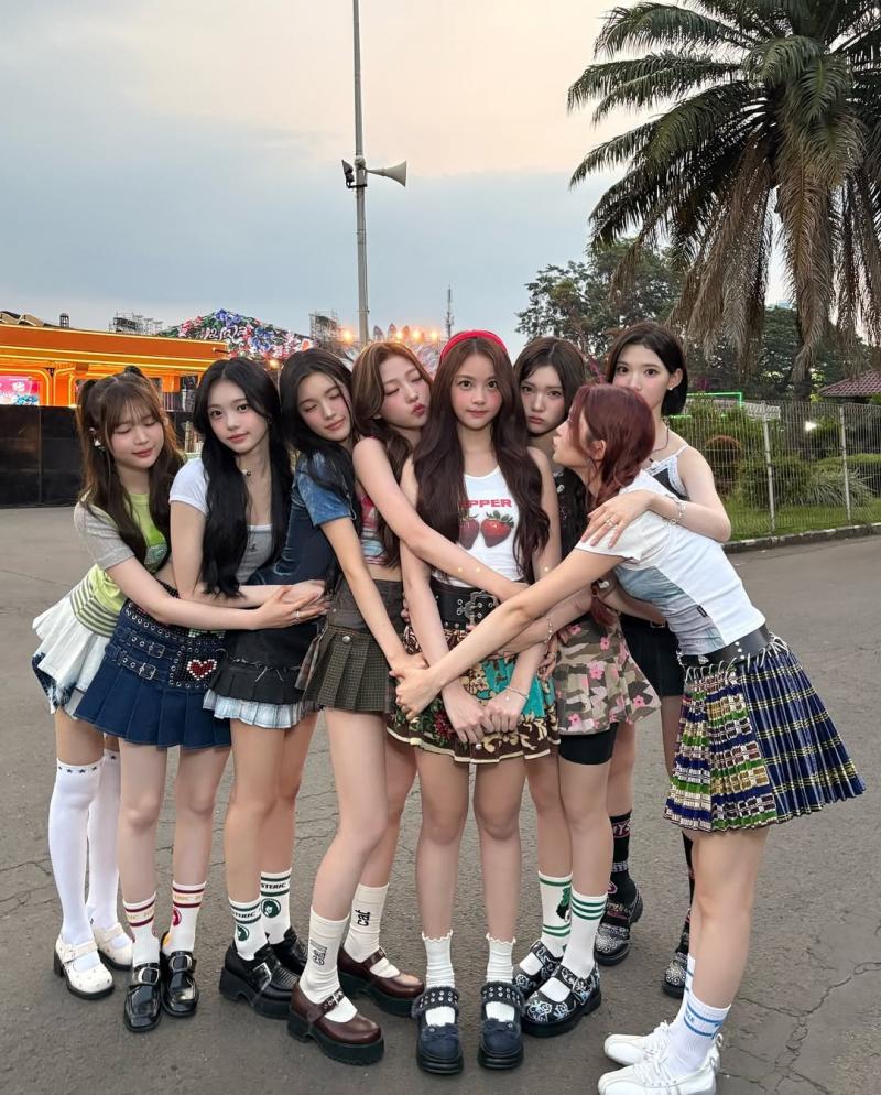 Jingle Shopee dan Hearts2Hearts di Iklan Terbaru Shopee 9.9 Super Shopping Day Bikin Netizen Ketagih