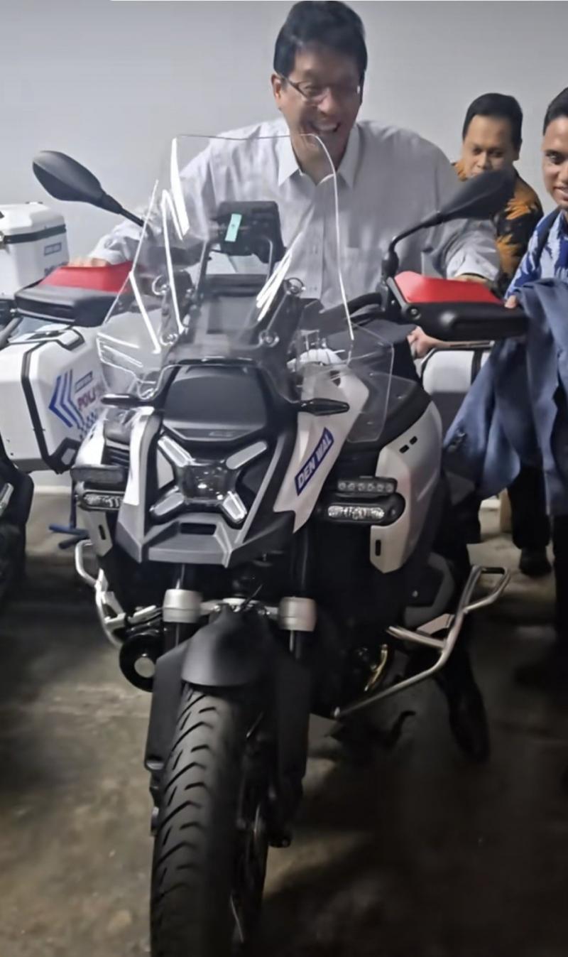 Intip Spesifikasi Moge Patwal yang Dijajal Purbaya, Harganya Rp1,5 Miliar