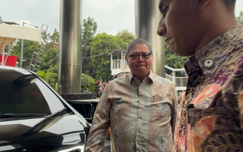 Airlangga Sebut Kepercayaan Investor Mulai Kembali, IHSG Rebound ke Jalur Hijau