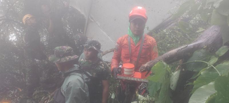 Tim Sar Gabungan Temukan Black Box Pesawat ATR 42-500