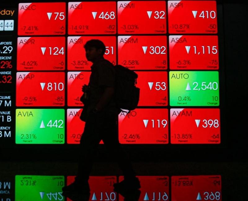 IHSG Turun Lebih dari 1 Persen, Berikut Sentimen yang Membayangi