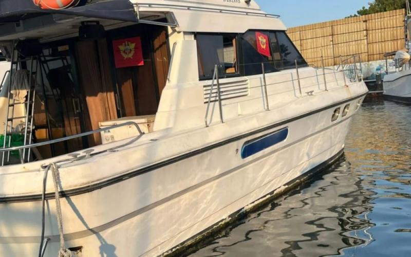 Bea Cukai dan DJP Segel Kapal Wisata Berbendera Asing di Teluk Jakarta