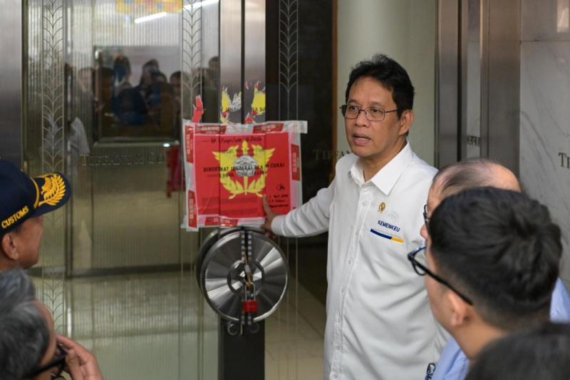 Purbaya Pastikan Gerai Tiffany & Co Plaza Indonesia Beroperasi Kembali usai Tersandung Masalah Hukum