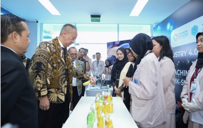 Menperin Lepas Ribuan Talenta Industri Berkompetensi Global
