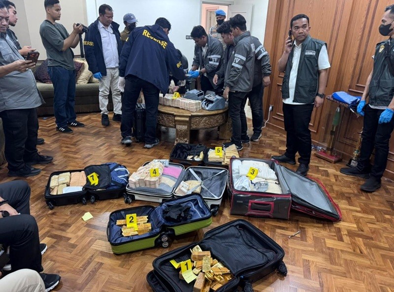 Polri Beberkan Alasan Libatkan FBI untuk Uji Keaslian Dolar Sitaan Kasus Eks Jampidsus Febrie